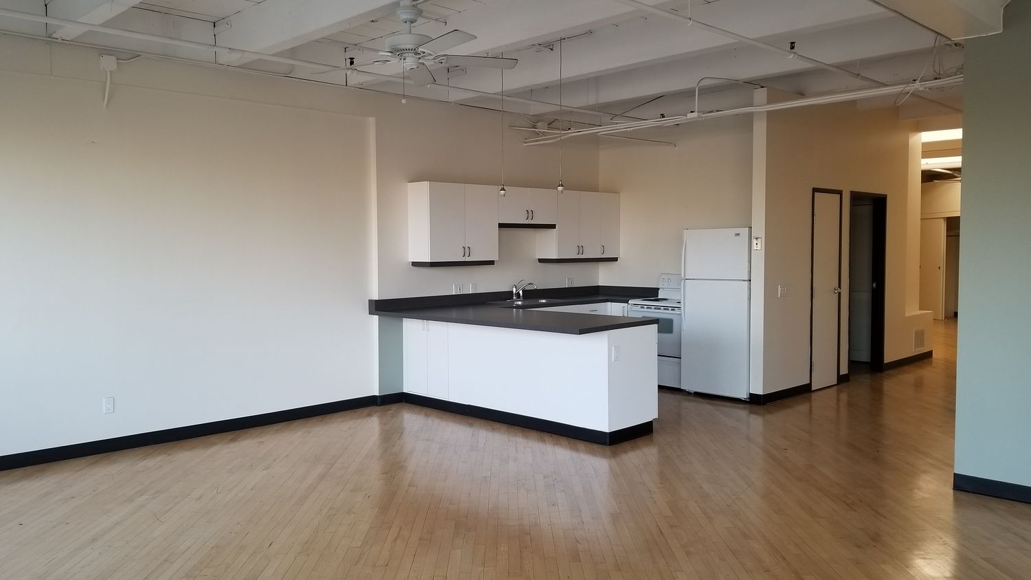 4th Fl - Ste 407
